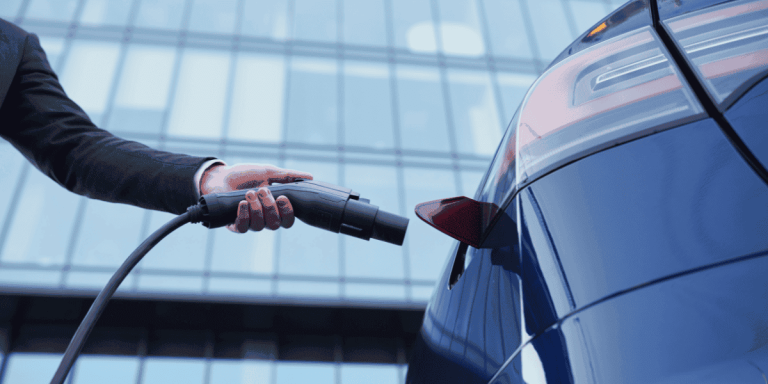 Ricarica di un'auto elettrica