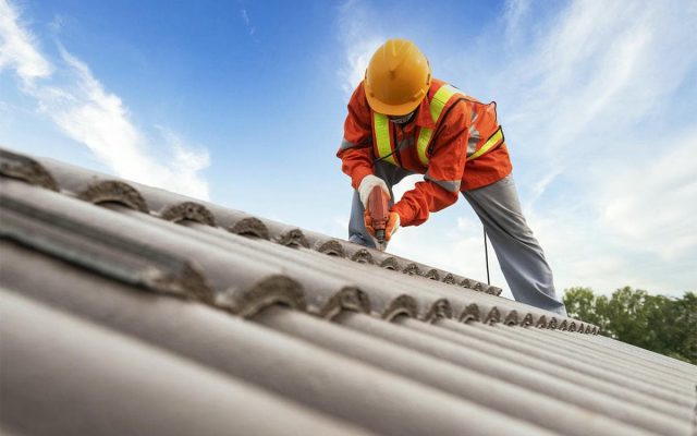 lavori-tetto-senza-ponteggi-foto-protetto-it